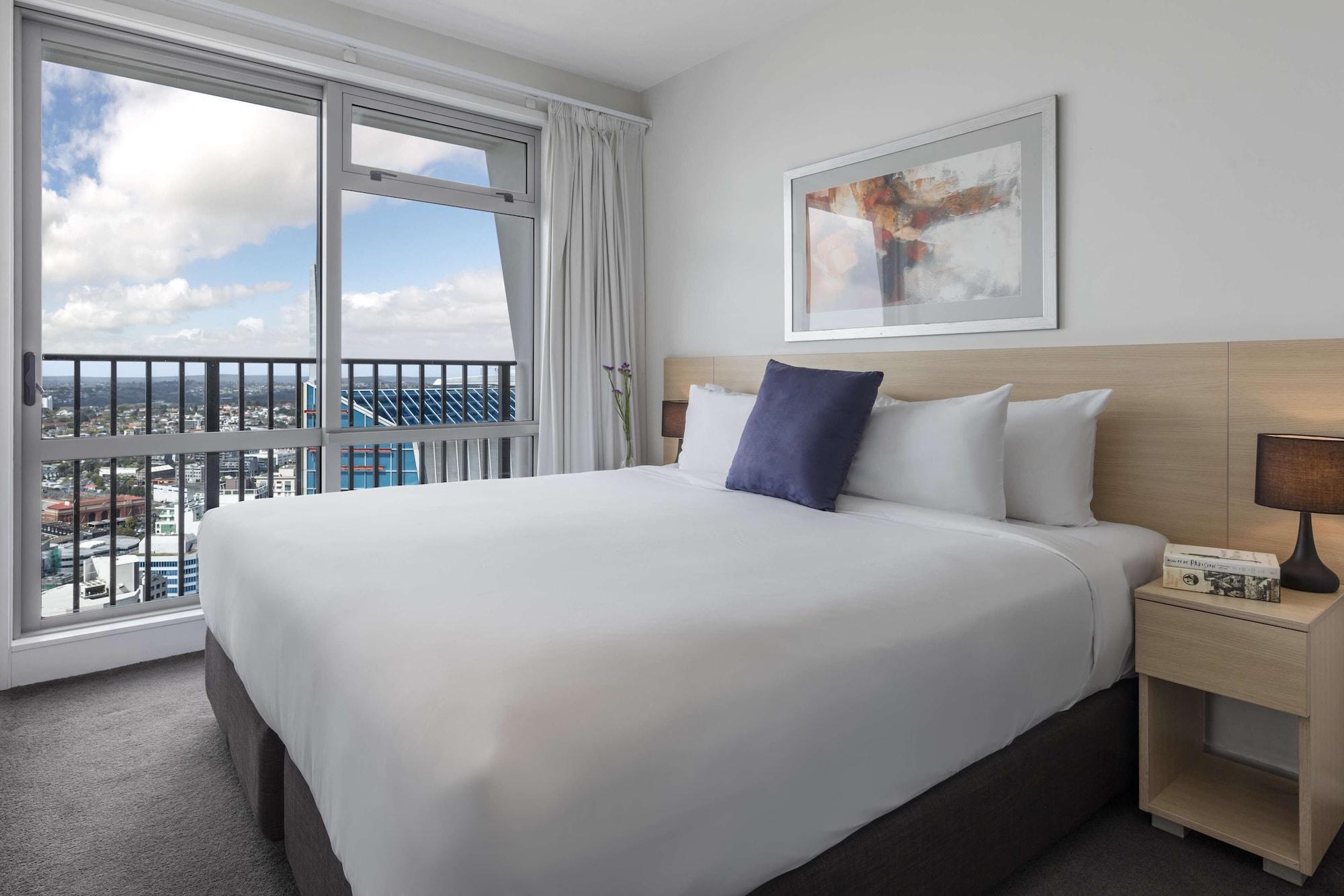 Auckland Harbour Suites Extérieur photo